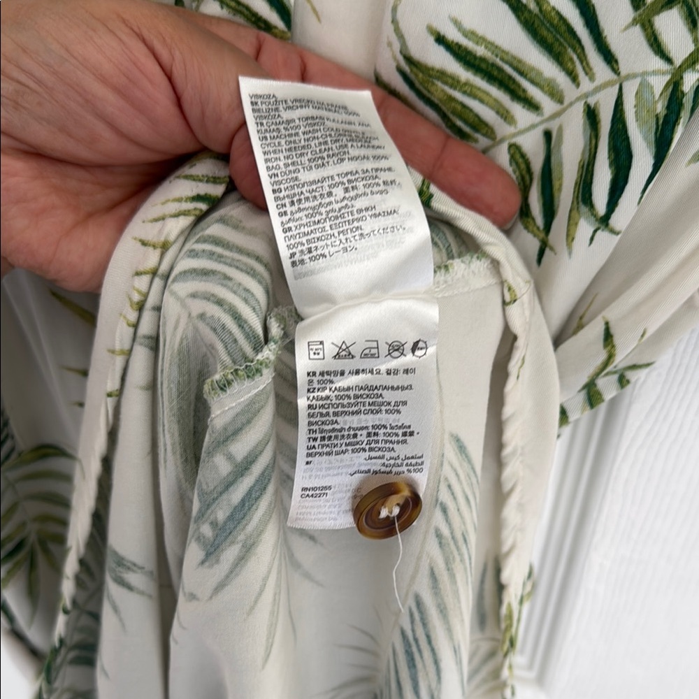 H&M Dress Tropical Leaf Print Button-Down Size 10 - Picture 10 of 11